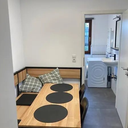 Handwerker Domizil 1og